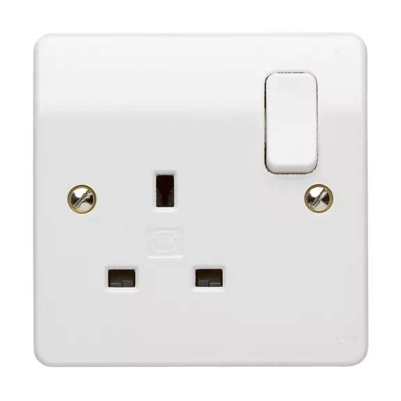 MK Electric Logic Plus 1 Gang 13A Switch Socket